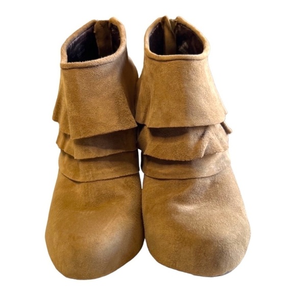 Steve Madden Cuddless Leather Suede Booties Taupe Tan Size 7.5 - Picture 1 of 9